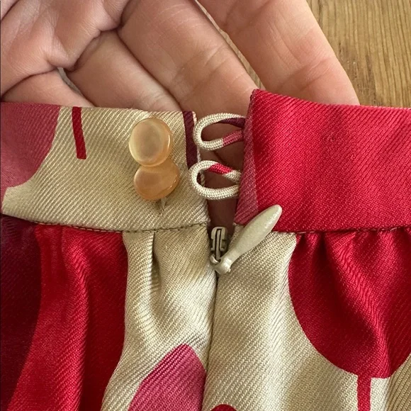 Orla Kiely Silk Trees Dress in Red, Pink, Maroon and Cream Size 3 - Picture 3 of 12